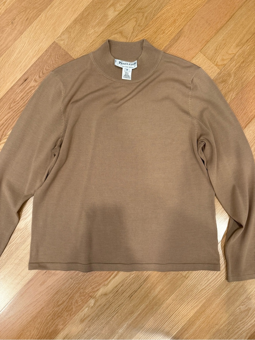 Vintage Pendleton Silk Camel Brown Long Sleeve mock neck sweater